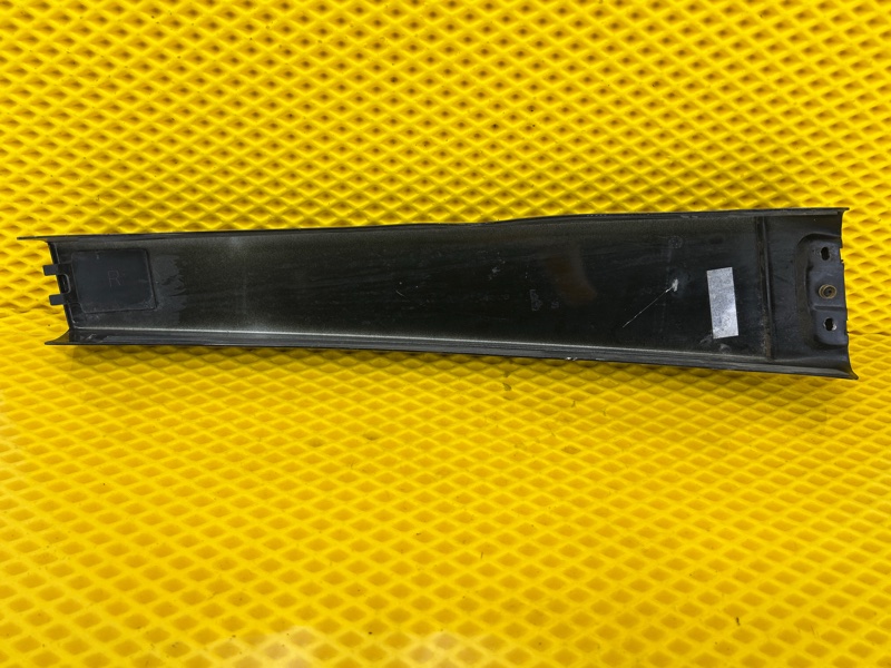 Накладка Volkswagen Touareg 2003 7L6