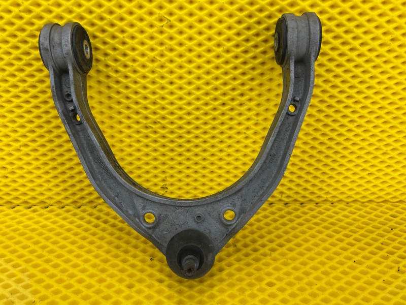 Рычаг передний верхний Volkswagen Touareg 2003 7L6