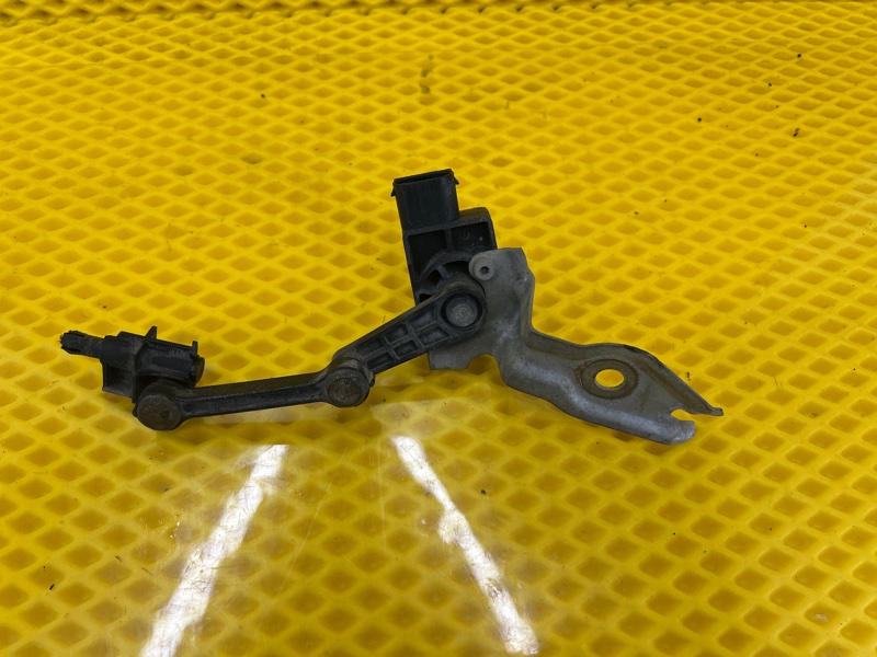 Датчик дорожного просвета Volkswagen Touareg 2003 7L6