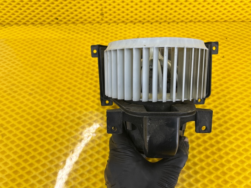 Моторчик печки Volkswagen Touareg 2003 7L6