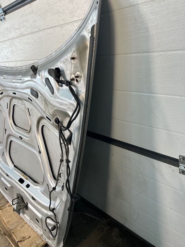 Капот Volkswagen Touareg 2003 7L6