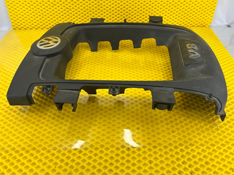 Накладка двигателя (крышка) Volkswagen Touareg 2003 7L6