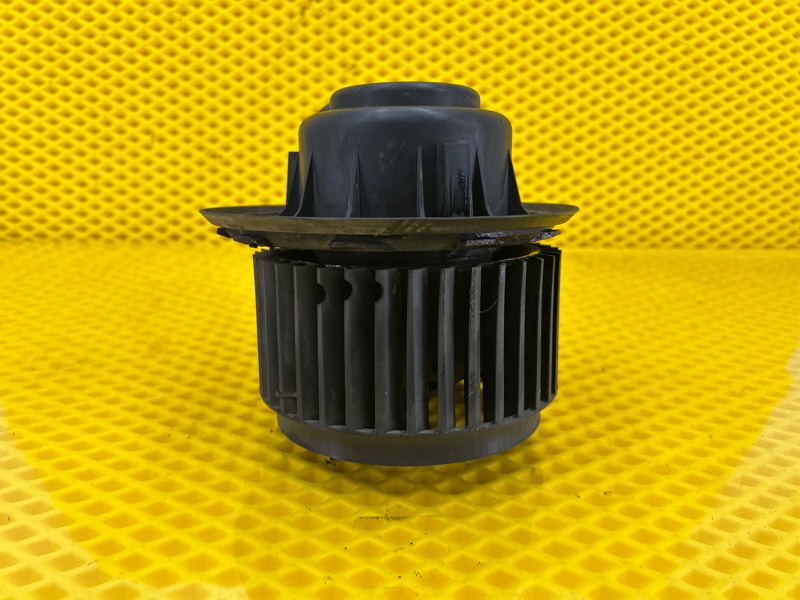 Моторчик печки Volkswagen Touareg 2003 7L6