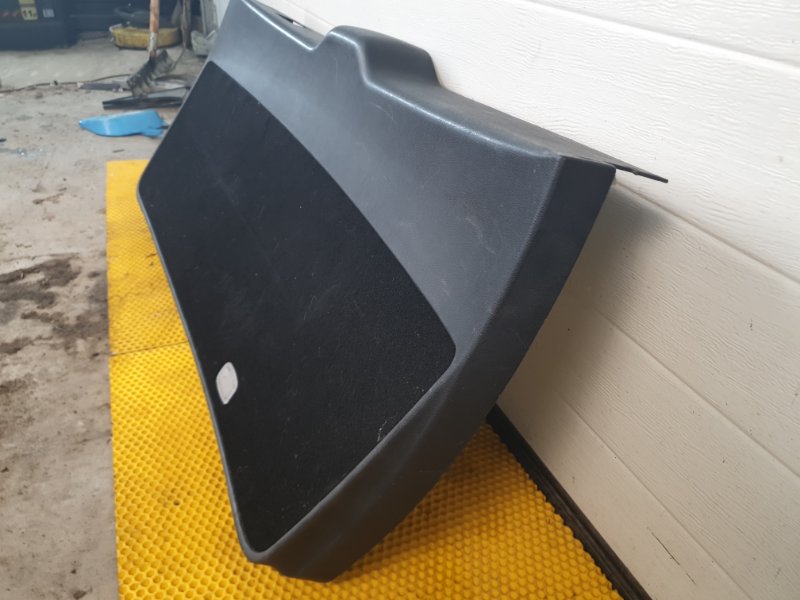 Обшивка крышки багажника Mercedes-Benz GL-Class 2008 X164