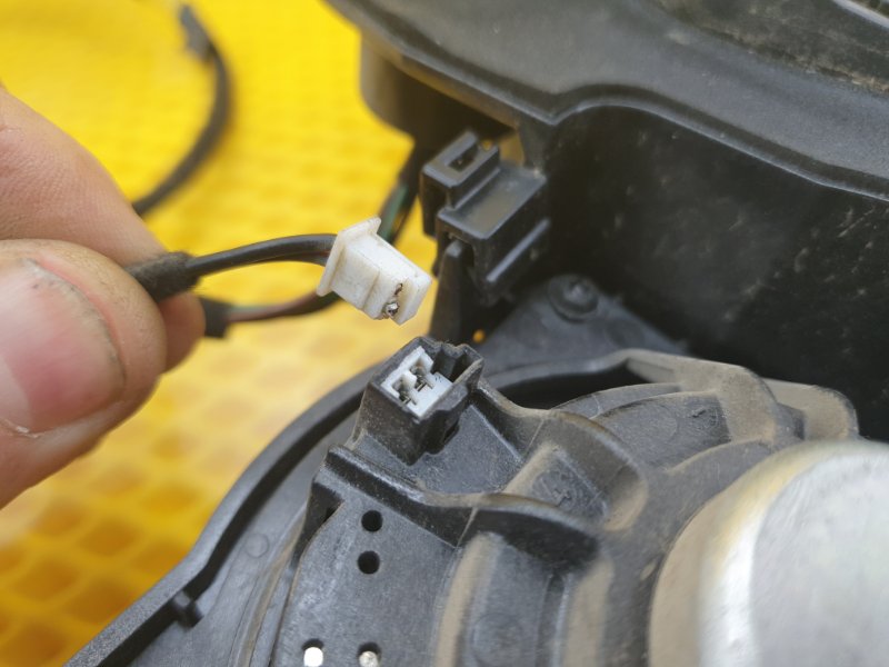 Динамик Mercedes-Benz S-Class W221