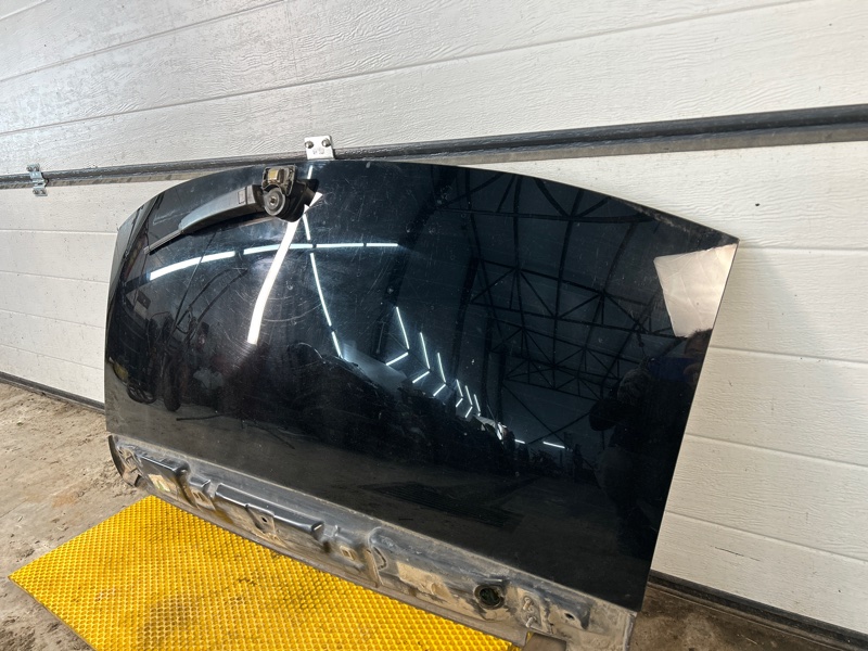 Стекло заднее Volkswagen Touareg 2003 7L6