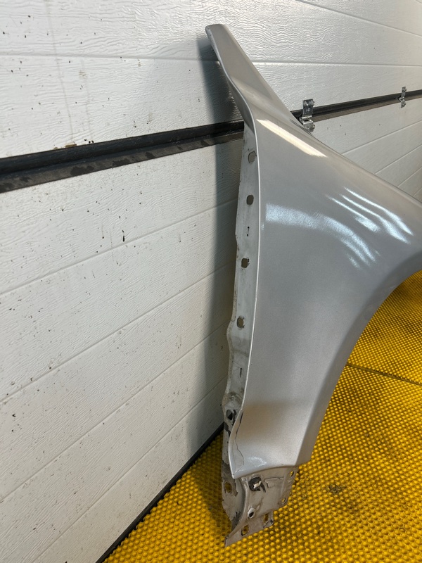 Крыло переднее правое Volkswagen Touareg 2003 7L6