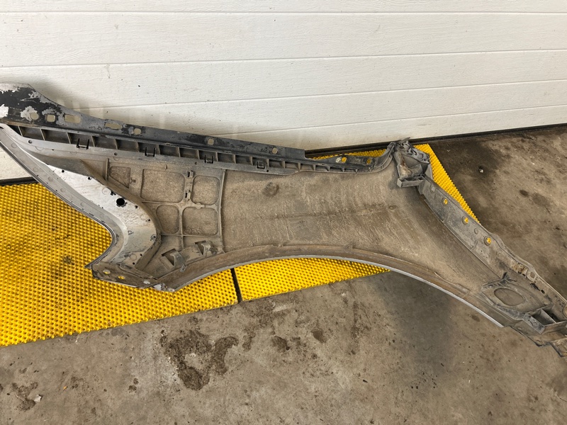 Крыло переднее правое Volkswagen Touareg 2003 7L6