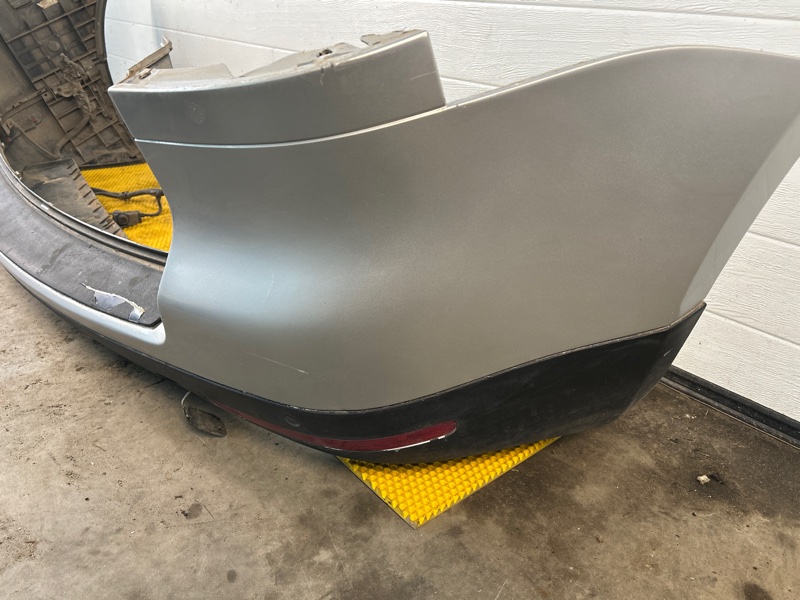 Бампер задний Volkswagen Touareg 2003 7L6