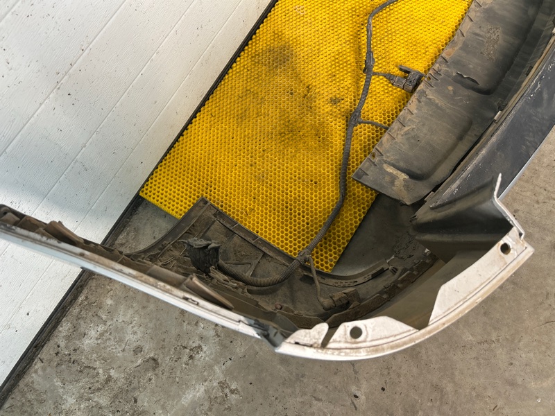 Бампер задний Volkswagen Touareg 2003 7L6