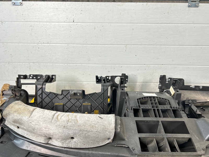 Панель передняя салона (торпедо) Volkswagen Touareg 2003 7L6