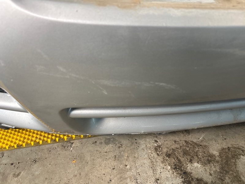 Бампер передний Volkswagen Touareg 2003 7L6