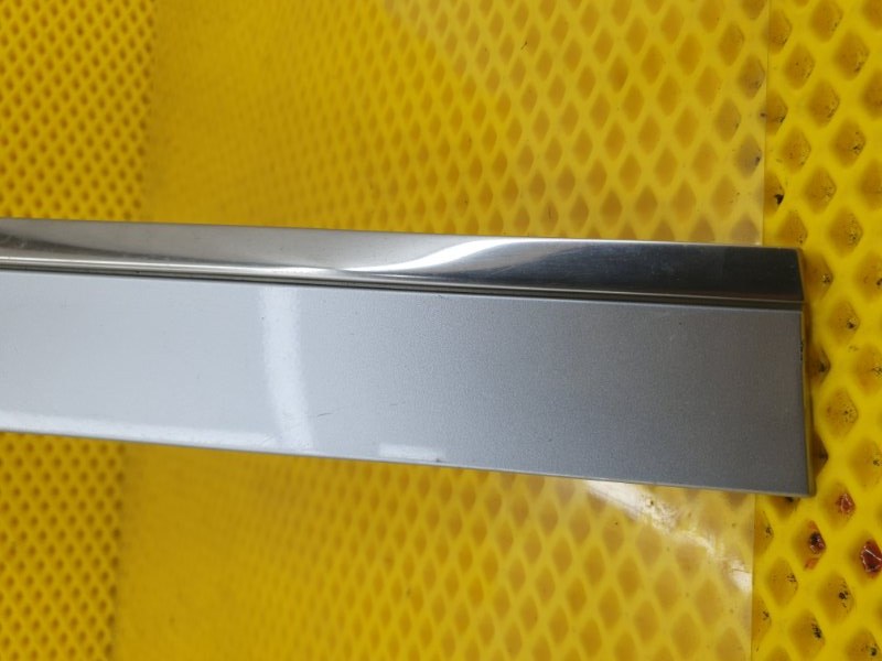 Молдинг двери Mercedes-Benz GL-Class 2008 X164