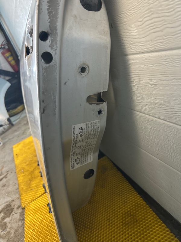 Дверь передняя левая Volkswagen Touareg 2003 7L6