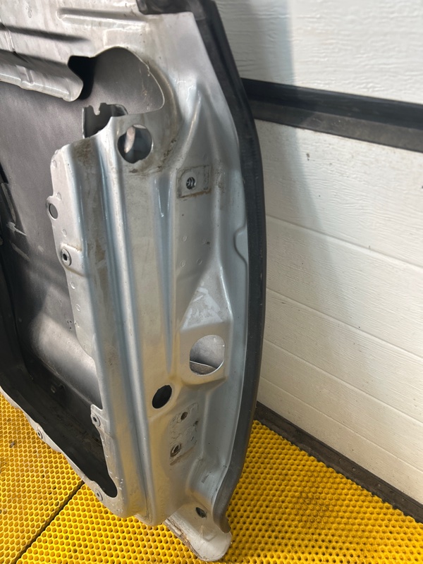 Дверь задняя правая Volkswagen Touareg 2003 7L6