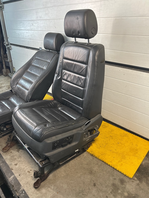 Сиденье Volkswagen Touareg 2003 7L6