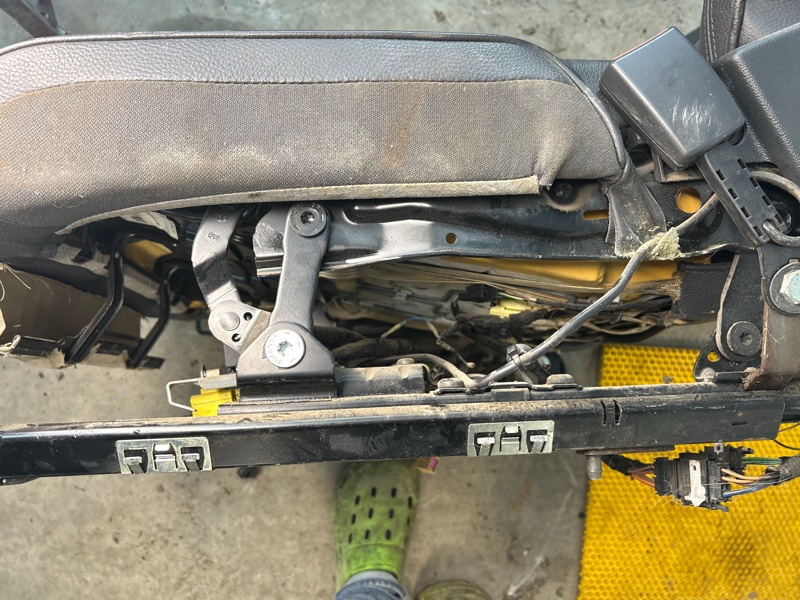 Сиденье Volkswagen Touareg 2003 7L6