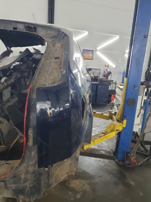 Крыло ( Четверть ) Ford Focus 2006 2