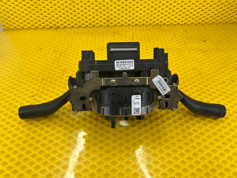 Подрулевой блок переключателей ( шлейф ) Volkswagen Touareg 2003 7L6