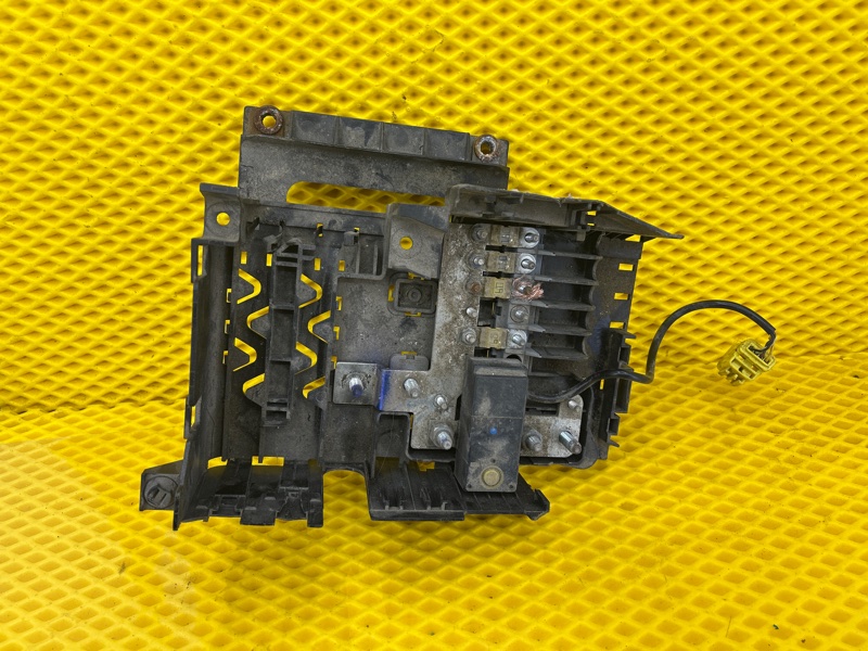 Блок предохранителей Volkswagen Touareg 2003 7L6