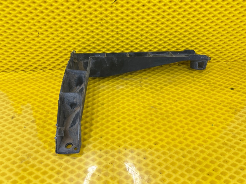 Кронштейн заднего бампера левый Volkswagen Touareg 2003 7L6