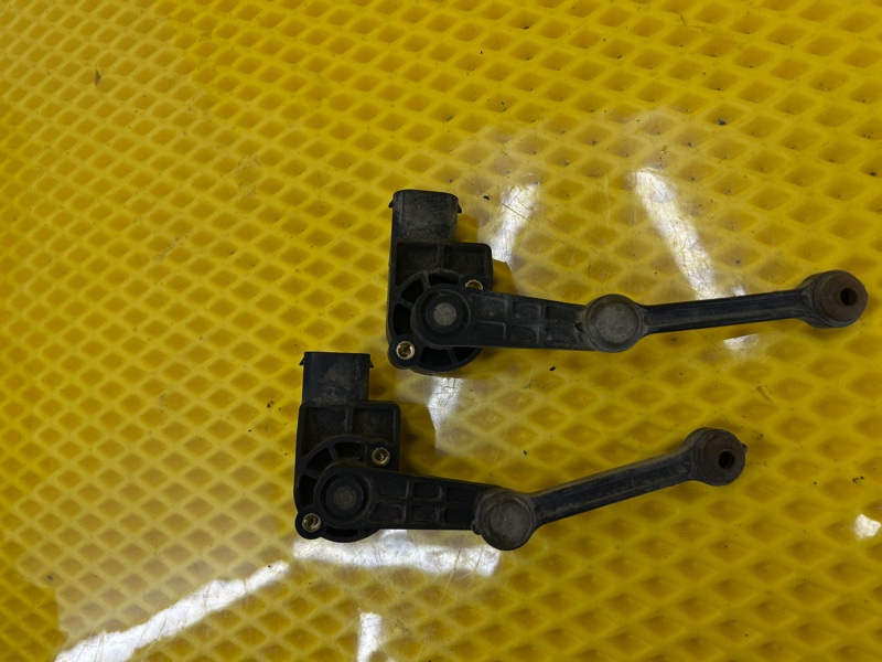 Датчик дорожного просвета Volkswagen Touareg 2003 7L6