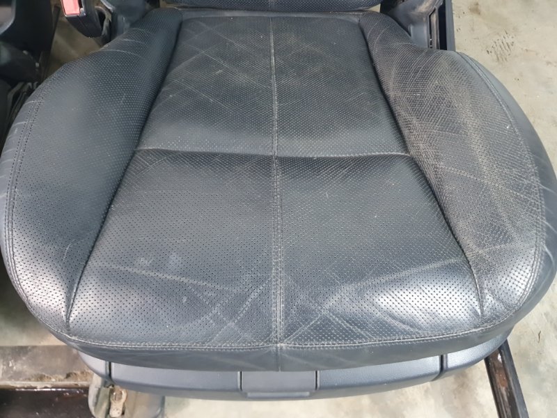 Сиденье Mercedes-Benz S-Class W221