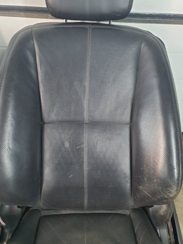 Сиденье Mercedes-Benz S-Class W221