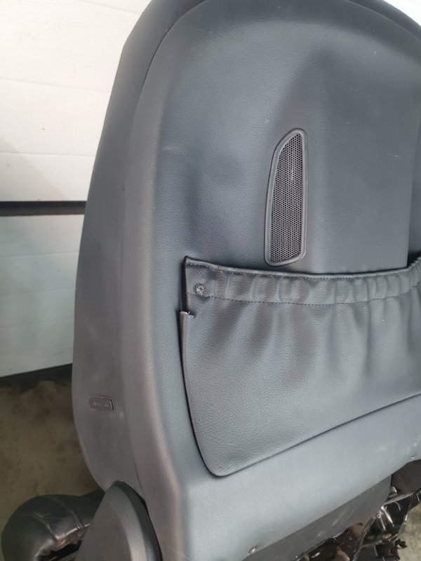 Сиденье Mercedes-Benz S-Class W221