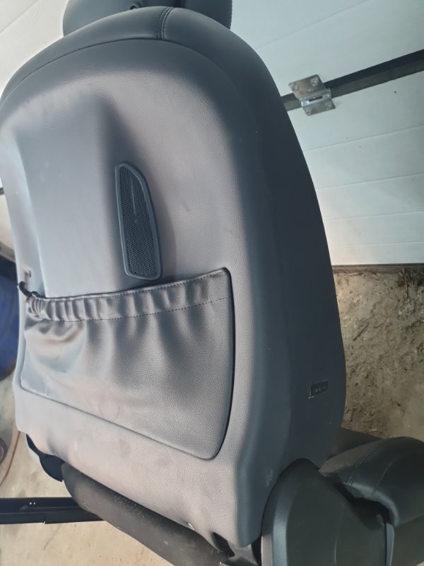 Сиденье Mercedes-Benz S-Class W221