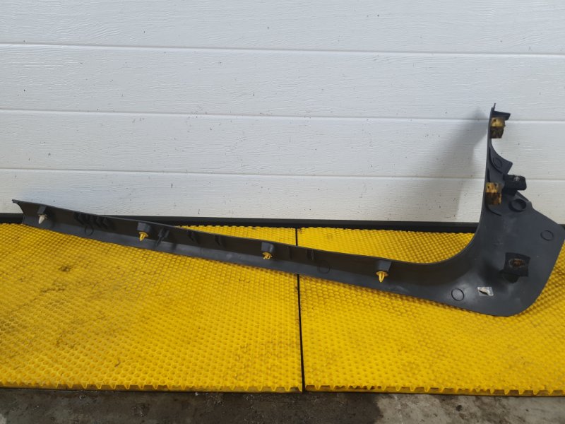 Накладка порога внутренняя Ford Focus 2006 2