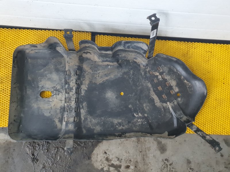 Защита топливного бака Volkswagen Touareg 2008 7L6