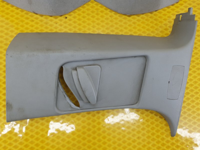 Обшивка стойки Ford Focus 2006 2