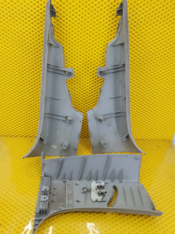 Обшивка стойки Ford Focus 2006 2