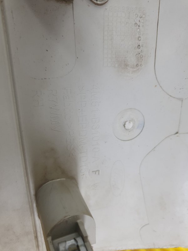 Обшивка стойки Ford Focus 2006 2