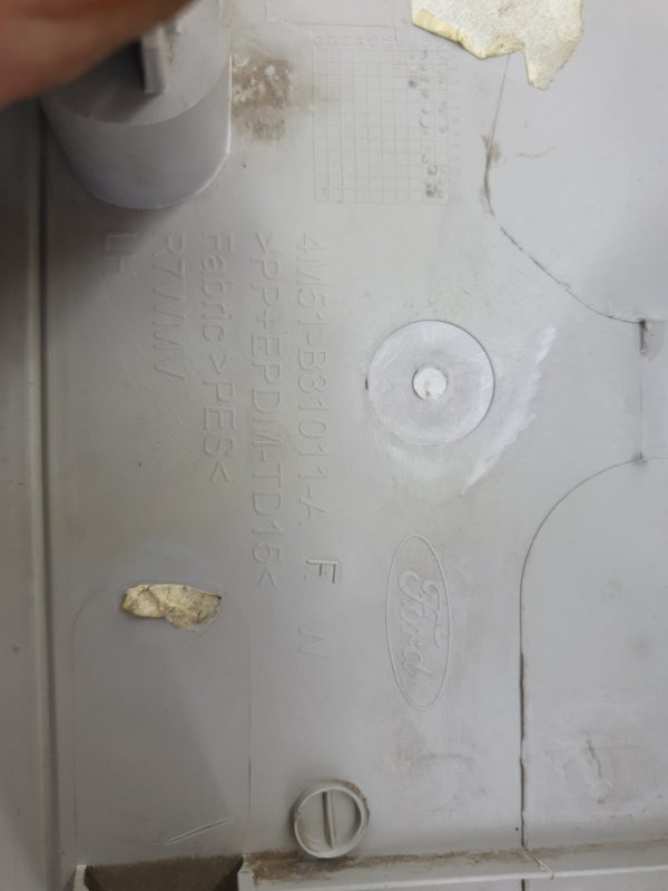 Обшивка стойки Ford Focus 2006 2