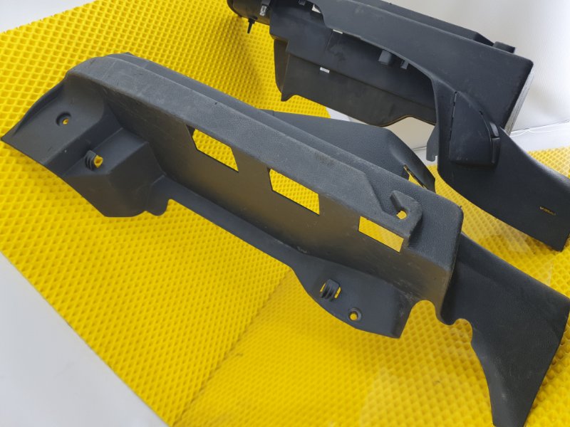 Обшивка багажника Ford Focus 2006 2