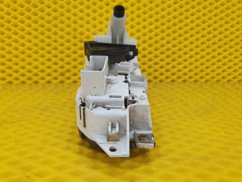 Блок управления отопителем Ford Focus 2006 2