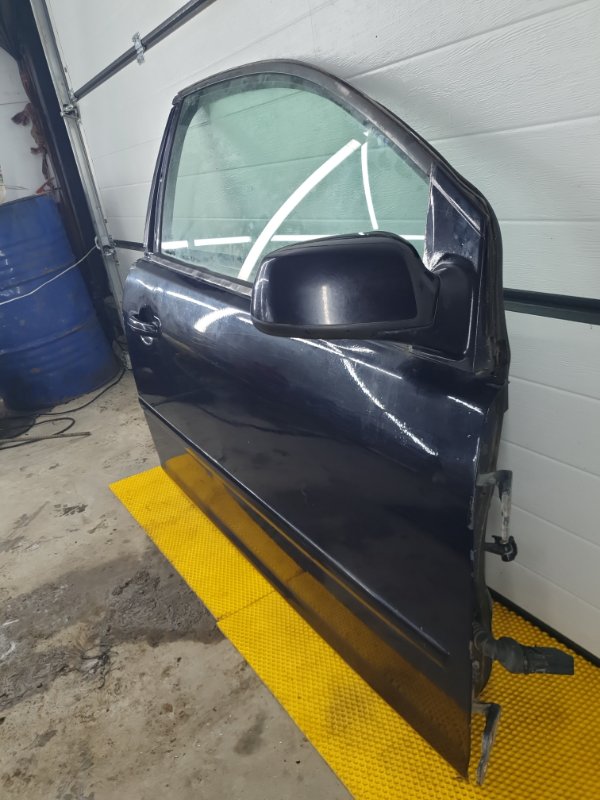 Дверь Ford Focus 2006 2