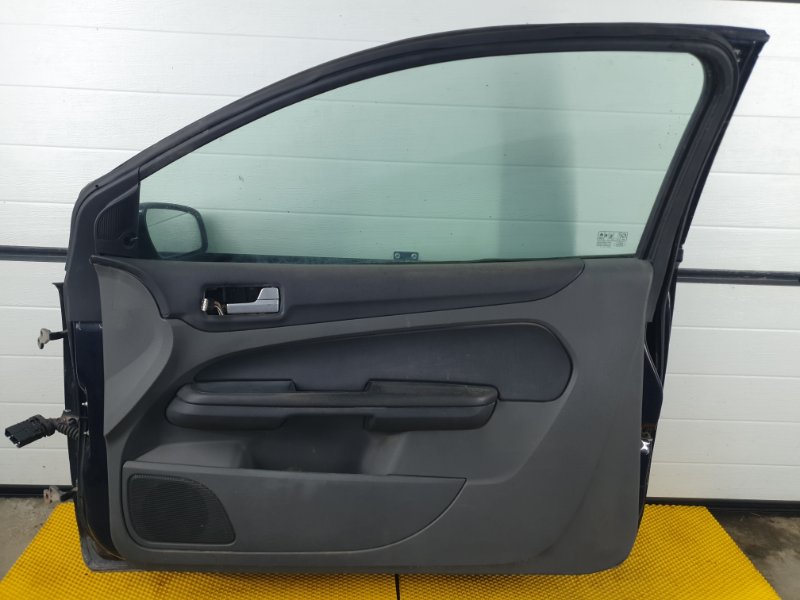 Дверь Ford Focus 2006 2