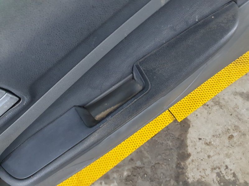 Дверь Ford Focus 2006 2