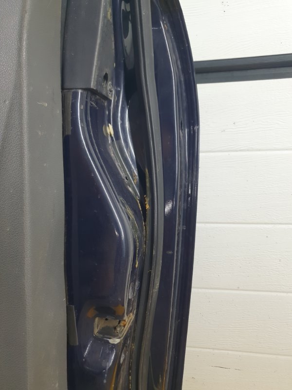 Дверь Ford Focus 2006 2