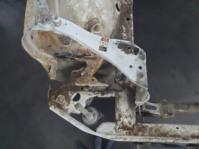 Панель передняя (Телевизор) Mercedes-Benz e240 15.04.1998 210