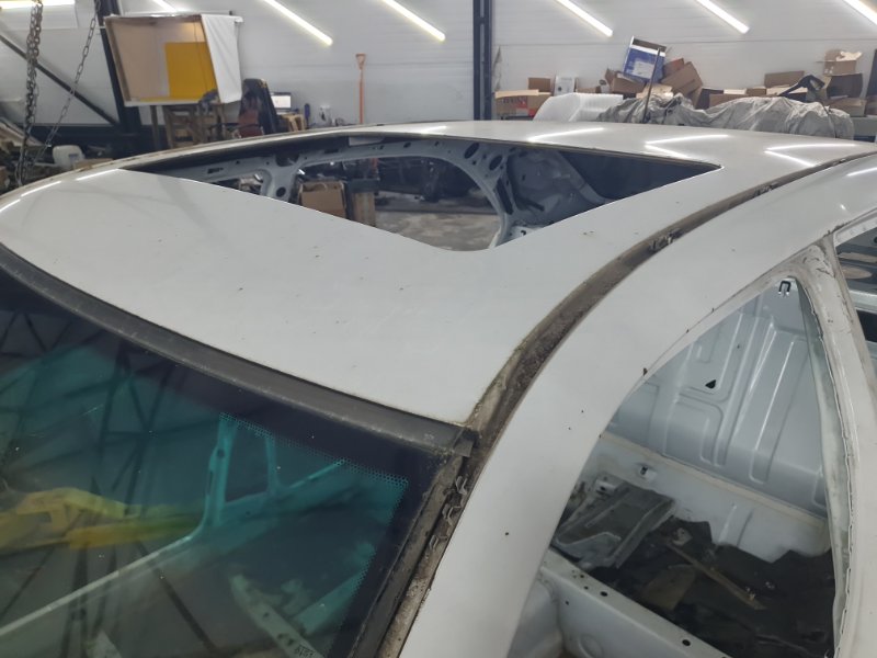 Крыша Mercedes-Benz e240 15.04.1998 210