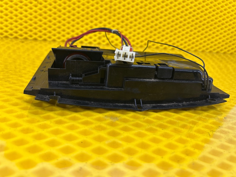 Пепельница Volkswagen Touareg 2003 7L6