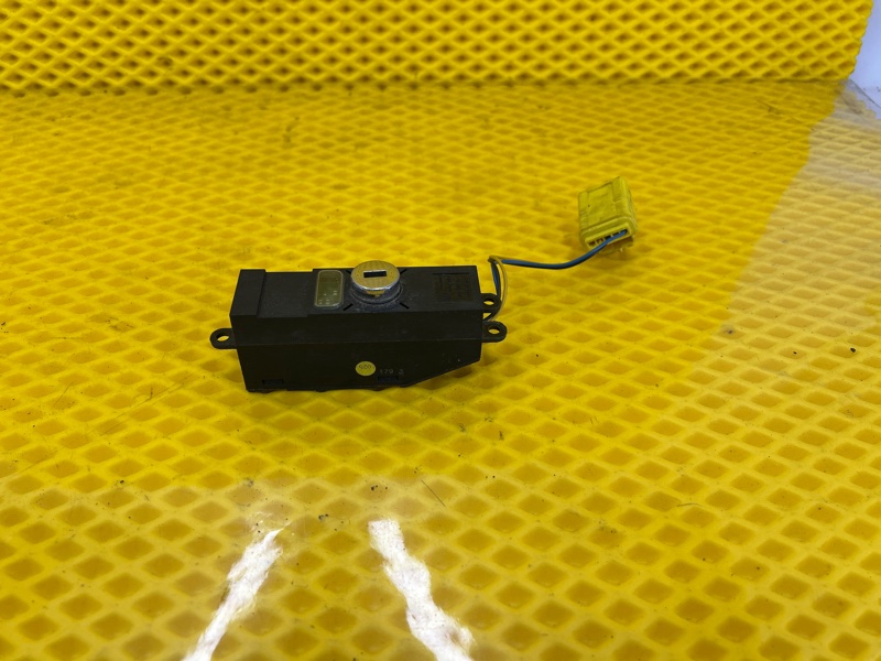 Выключатель подушки безопасности Volkswagen Touareg 2003 7L6