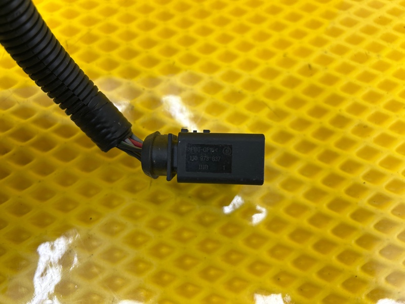 Штекер,клемма,фишка Volkswagen Touareg 2003 7L6