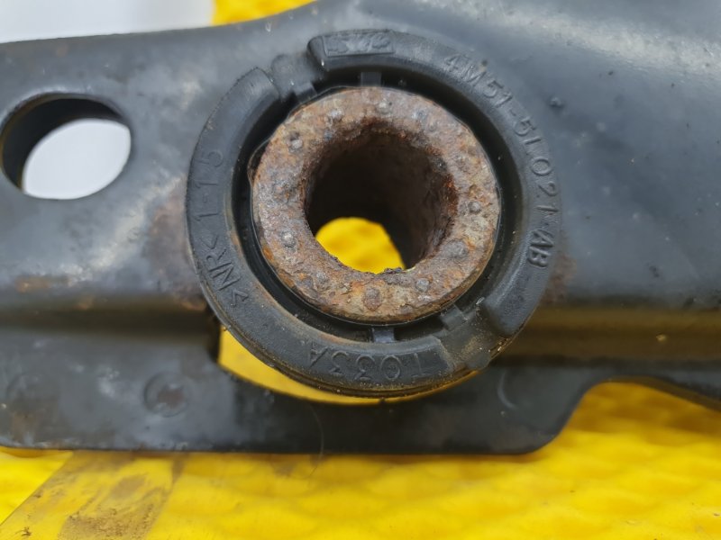 Подрамник Ford Focus 2006 2