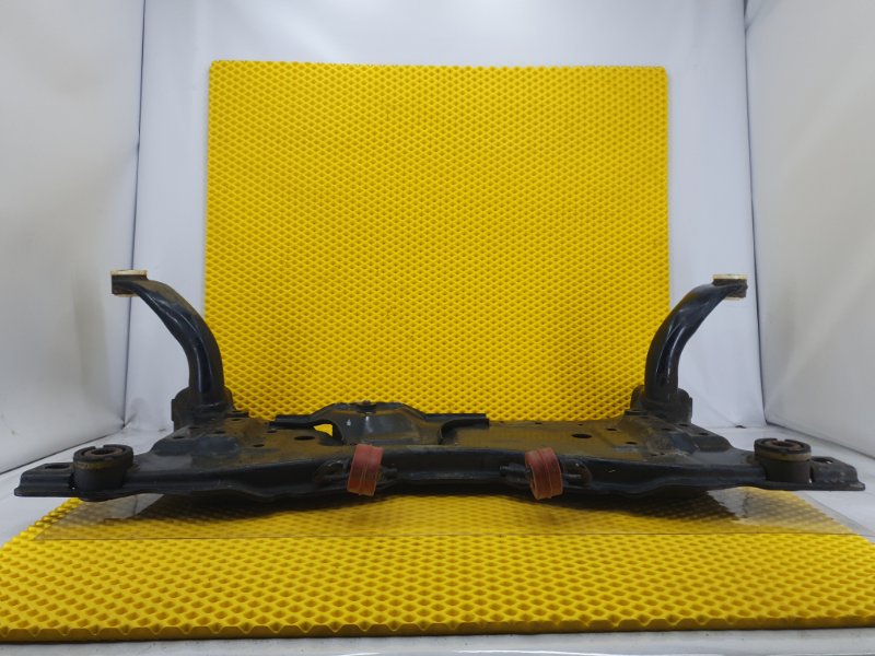 Подрамник Ford Focus 2006 2