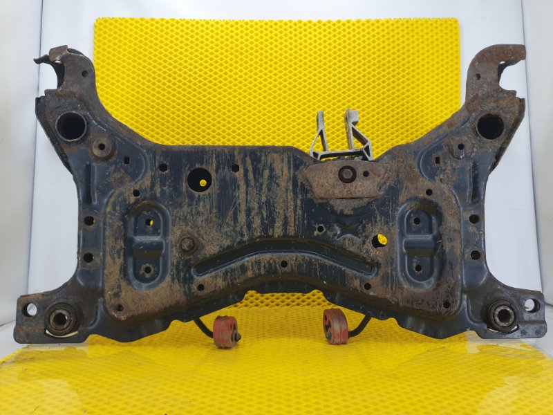 Подрамник Ford Focus 2006 2